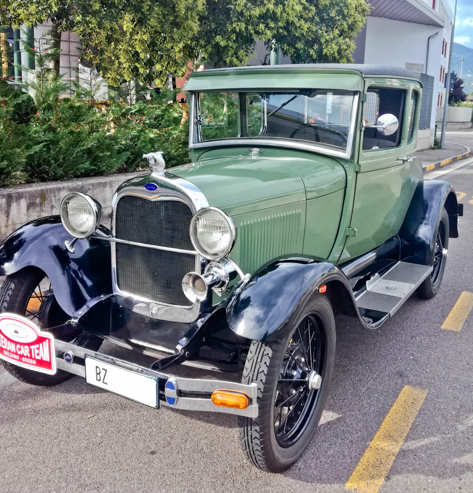 Oldtimer Südtirol Ford 1