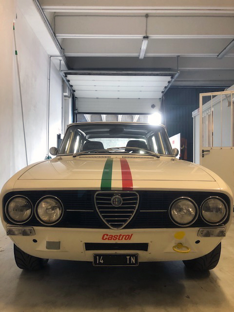 IMG_4743 Alfa Romeo 2000 Baujahr 1971 IMG 4743